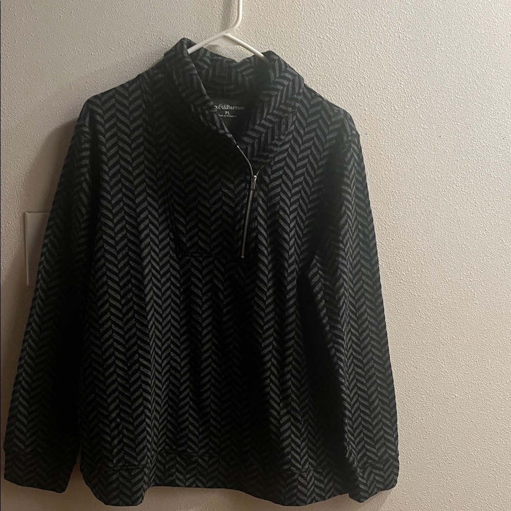 Croft & Barrow Black and Gray Chevron Sweater